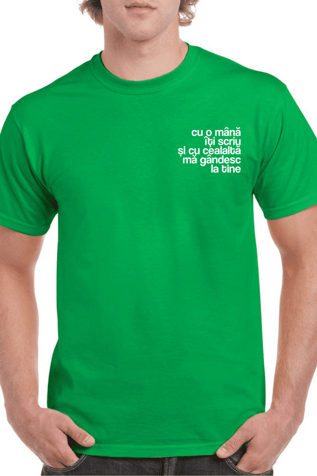 Tricou personalizat Bărbați - Cu o mână îți scriu și cu cealaltă mă gândesc la tine